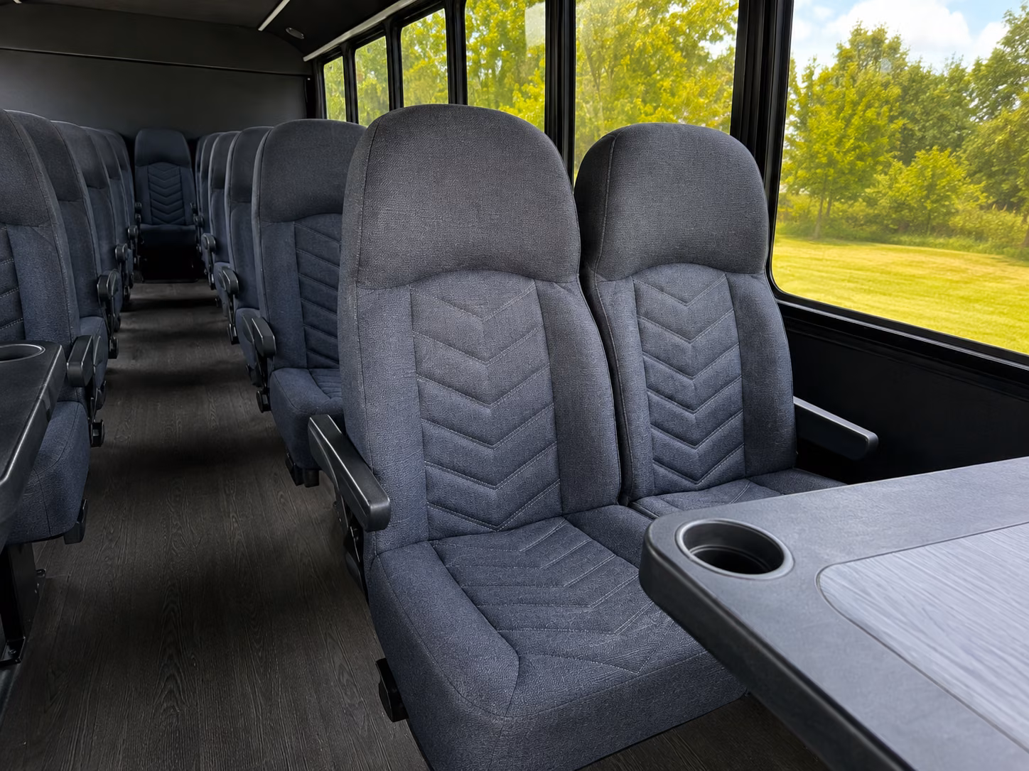 chula vista 15 passenger minibus interior