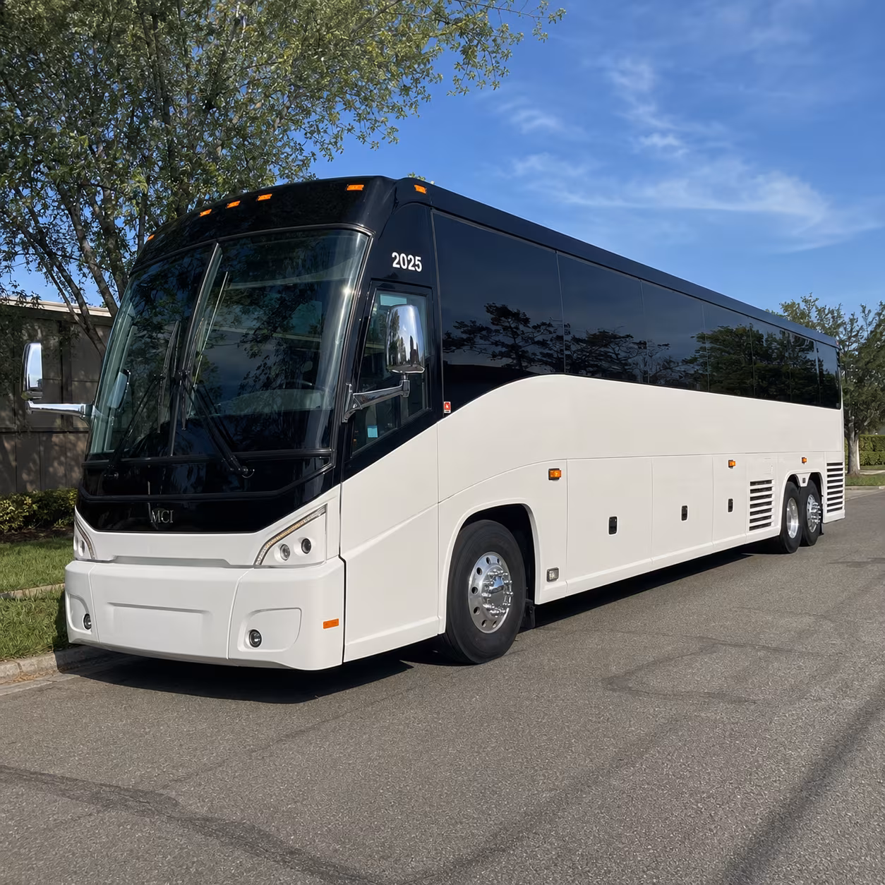 hotel and resort airport shuttle buses around chula vista